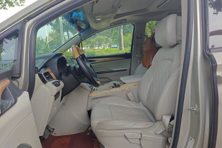 Used Buick GL8 2018 ES 28T Comfort Model China VI Standard Left Front Seat