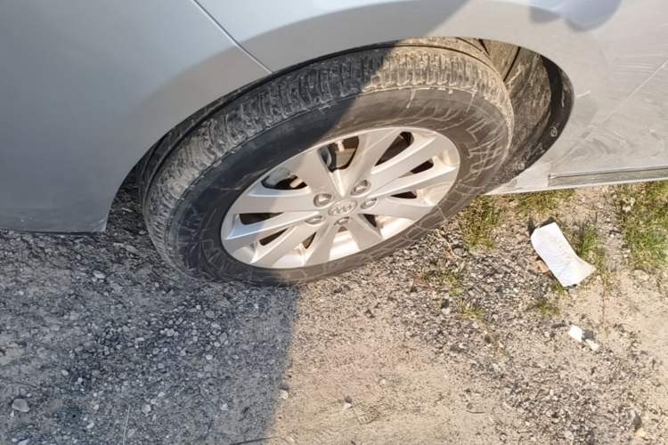 Used Buick GL8 2018 28T Luxury Model China VI Standard Left Front Wheel Hub