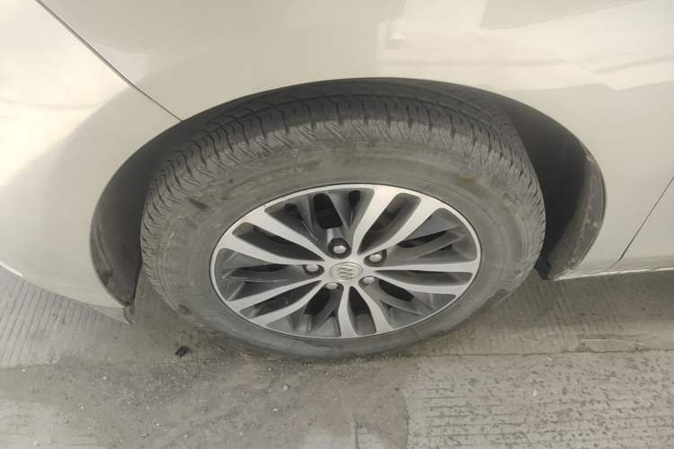 Used Buick GL8 2018 ES 28T Luxury Model China VI Standard Left Front Wheel Hub