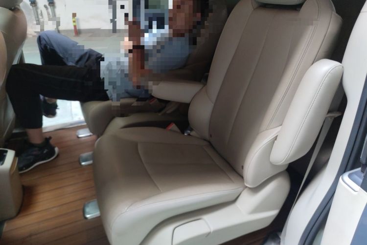 Used Buick GL8 2018 28T Luxury Model China VI Standard Left Rear Seat