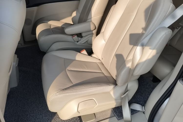 Used Buick GL8 2018 28T Luxury Model China VI Standard Left Rear Seat