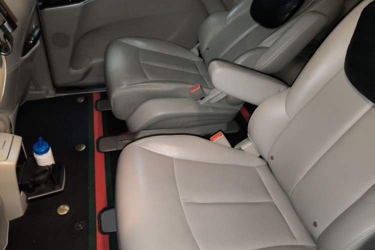 Used Buick GL8 2018 28T Luxury Model China VI Standard Left Rear Seat