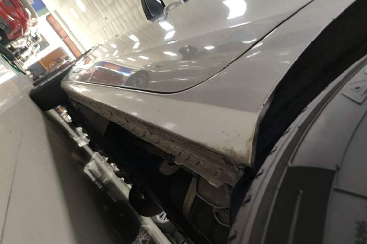 Used Buick GL8 2018 28T Comfort Model China VI Standard Left Side Sill