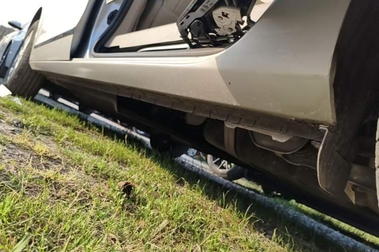 Used Buick GL8 2018 28T Luxury Model China VI Standard Left Side Sill