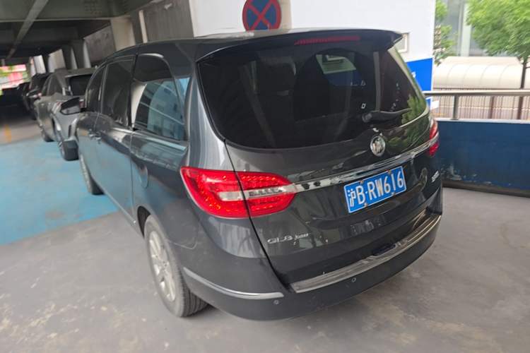 Used Buick GL8 2018 28T Luxury Model China VI Standard Rear Left 45 Deg