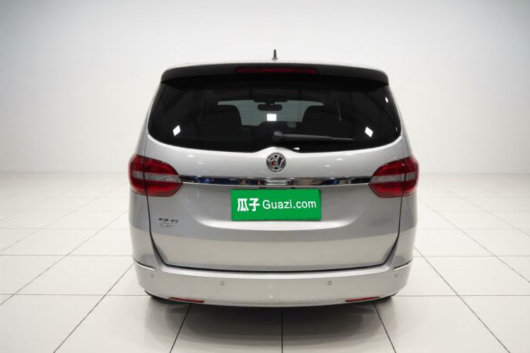 Used Buick GL8 2018 28T Luxury Model China VI Standard Rear
