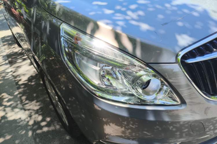 Used Buick GL8 2018 28T Luxury Model China VI Standard Right Front Headlight