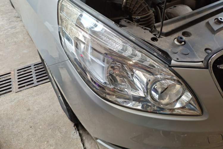Used Buick GL8 2018 28T Luxury Model China VI Standard Right Front Headlight