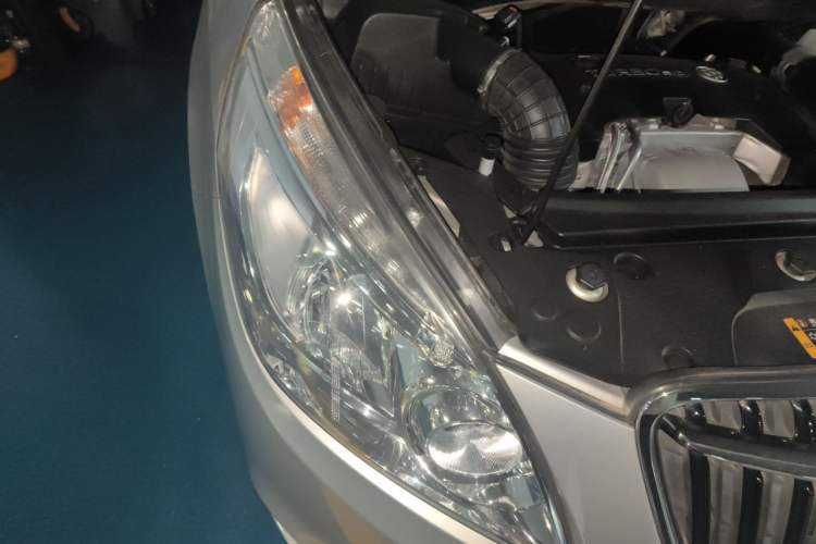 Used Buick GL8 2018 28T Luxury Model China VI Standard Right Front Headlight