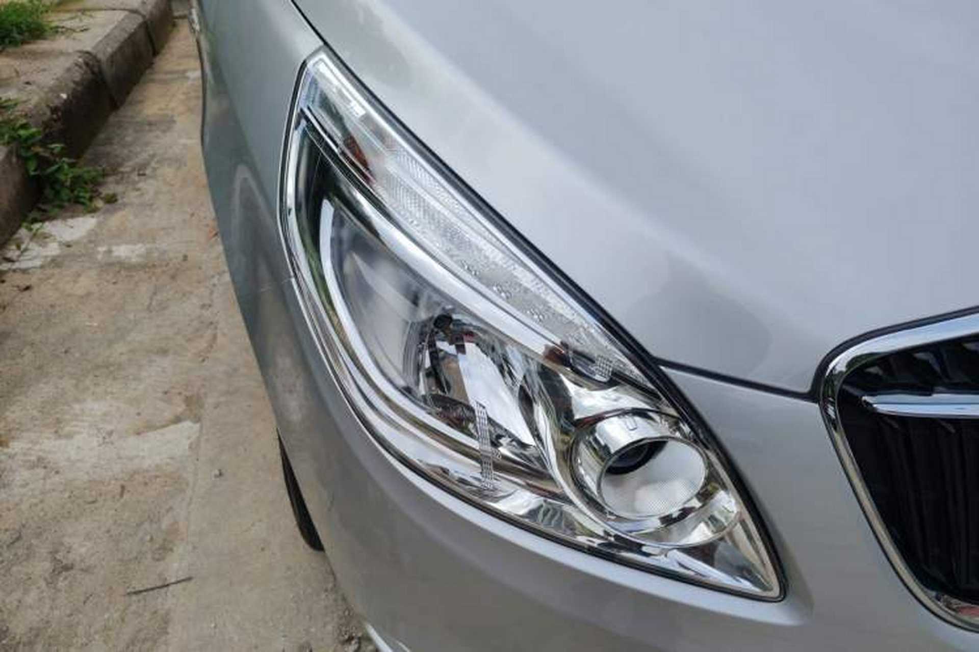 Used Buick GL8 2018 28T Luxury Model China VI Standard Right Front Headlight