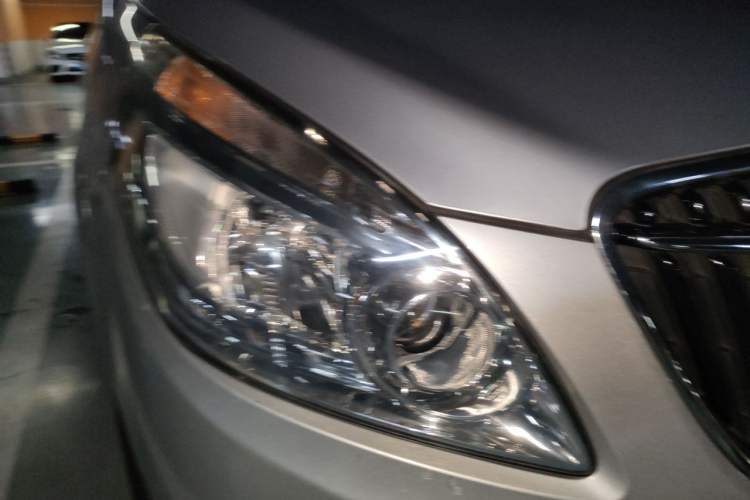 Used Buick GL8 2018 28T Comfort Model China VI Standard Right Front Headlight