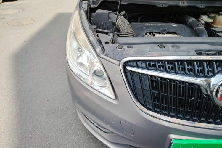 Used Buick GL8 2018 28T Comfort Model China VI Standard Right Front Headlight
