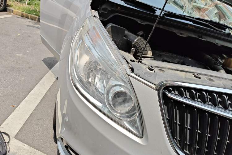 Used Buick GL8 2018 28T Luxury Model China VI Standard Right Front Headlight