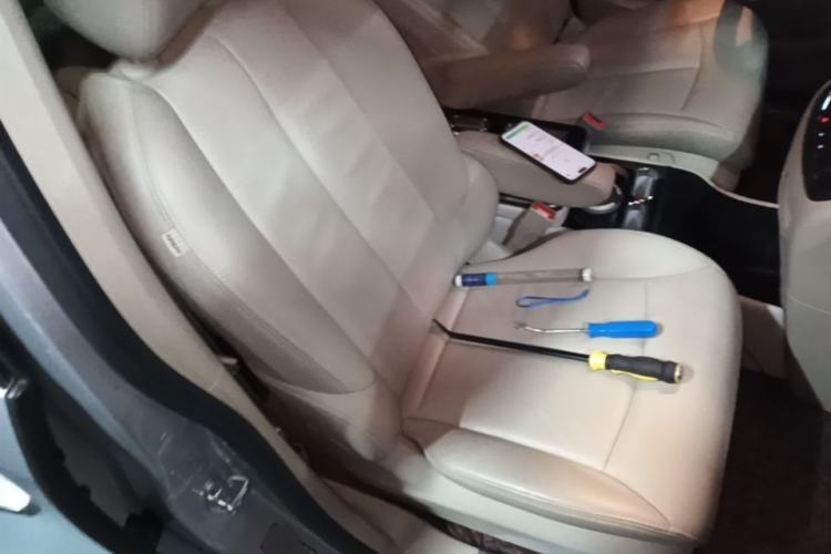 Used Buick GL8 2018 28T Luxury Model China VI Standard Right Front Seat