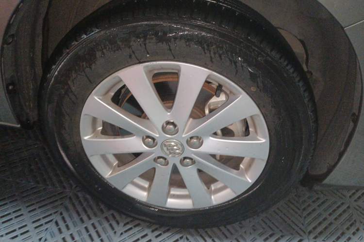 Used Buick GL8 2018 28T Luxury Model China VI Standard Right Front Wheel Hub