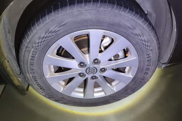 Used Buick GL8 2018 28T Luxury Model China VI Standard Right Front Wheel Hub