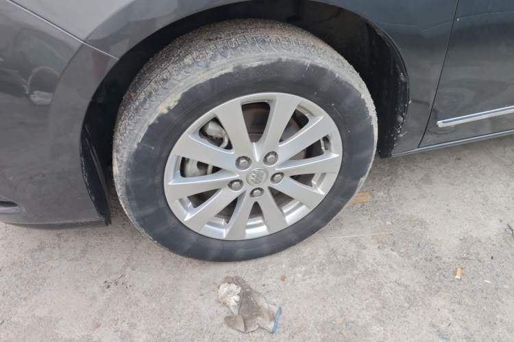Used Buick GL8 2018 28T Luxury Model China VI Standard Right Front Wheel Hub