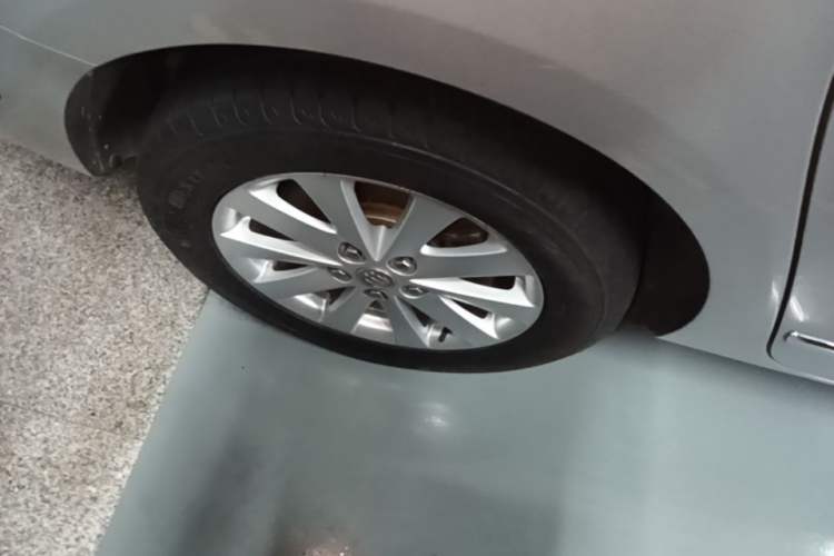 Used Buick GL8 2018 28T Luxury Model China VI Standard Right Rear Wheel Hub
