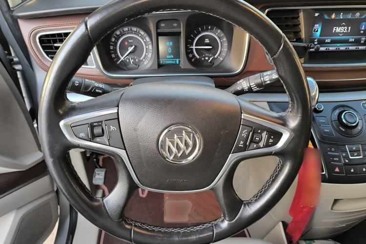 Used Buick GL8 2018 28T Prestige Version China VI Standard Steering Wheel