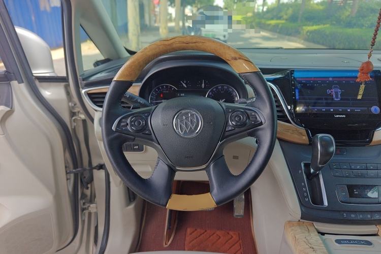Used Buick GL8 2018 ES 28T Comfort Model China VI Standard Steering Wheel