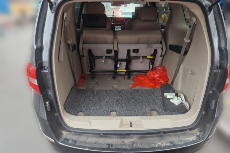 Used Buick GL8 2018 28T Comfort Model China VI Standard Trunk