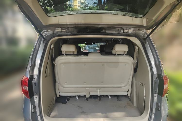 Used Buick GL8 2018 28T Luxury Model China VI Standard Trunk