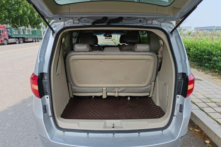 Used Buick GL8 2018 28T Comfort Model China VI Standard Trunk