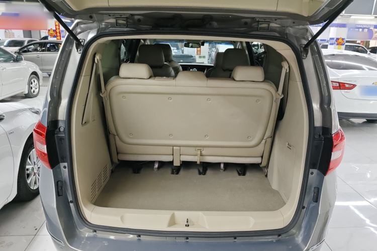 Used Buick GL8 2018 28T Luxury Model China VI Standard Trunk