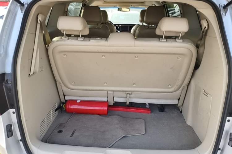 Used Buick GL8 2018 28T Luxury Model China VI Standard Trunk