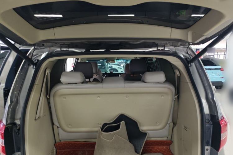 Used Buick GL8 2018 28T Comfort Model China VI Standard Trunk