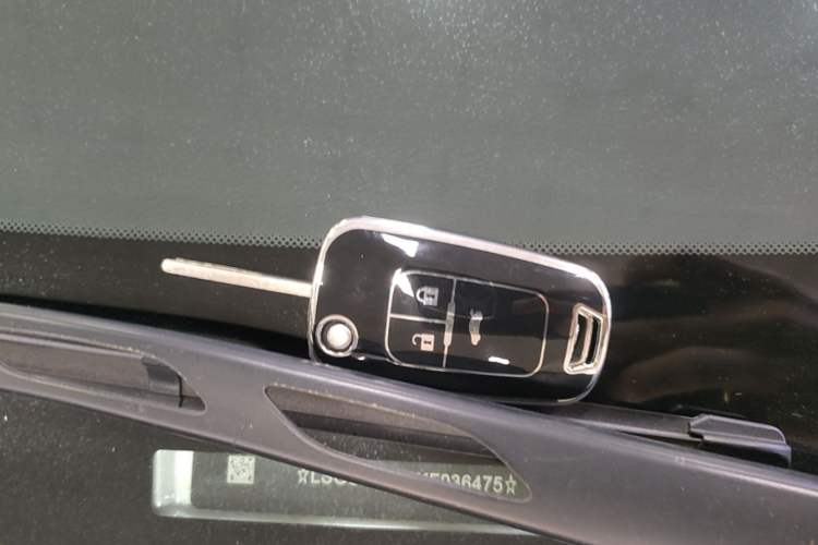 Used Buick GL8 2018 28T Comfort Model China VI Standard Vehicle Key