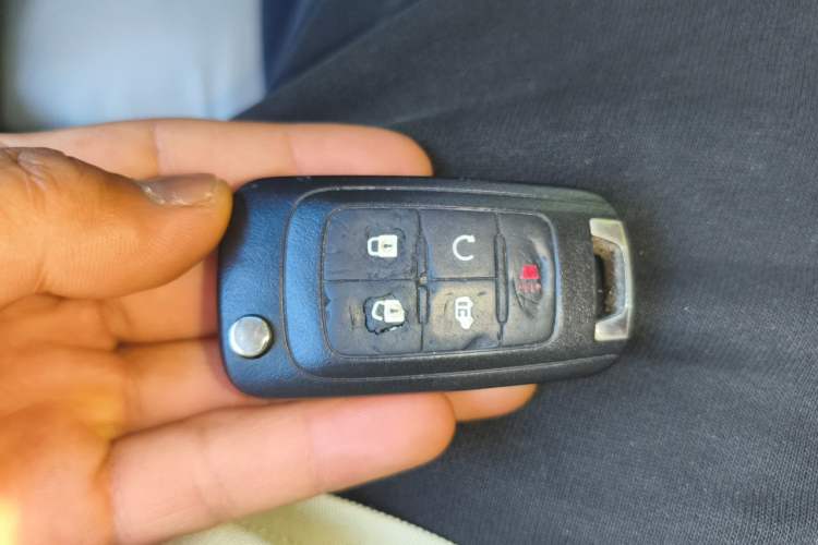 Used Buick GL8 2018 28T Luxury Model China VI Standard Vehicle Key