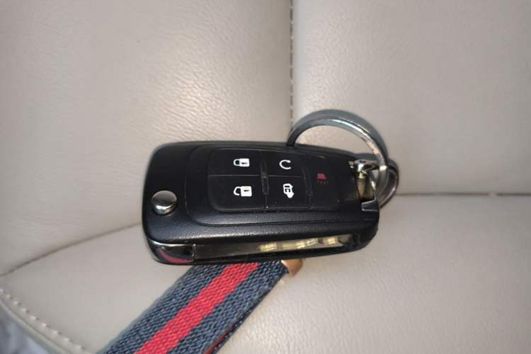Used Buick GL8 2018 28T Prestige Version China VI Standard Vehicle Key