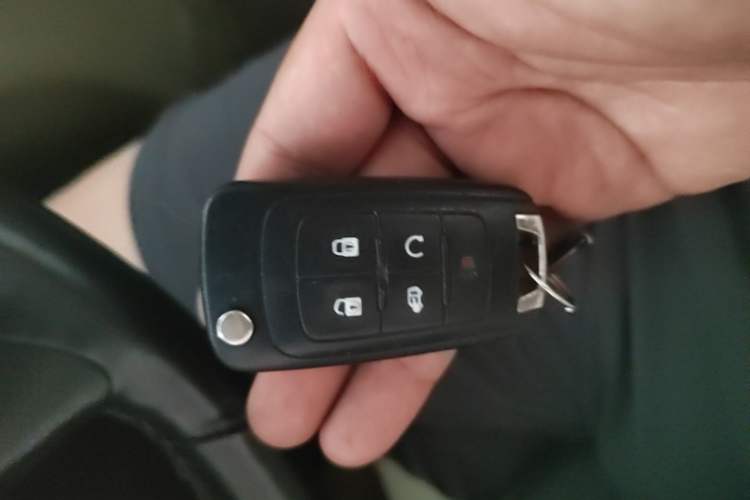 Used Buick GL8 2018 28T Luxury Model China VI Standard Vehicle Key