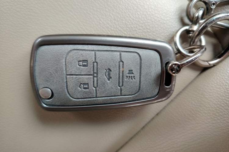 Used Buick GL8 2018 28T Comfort Model China VI Standard Vehicle Key
