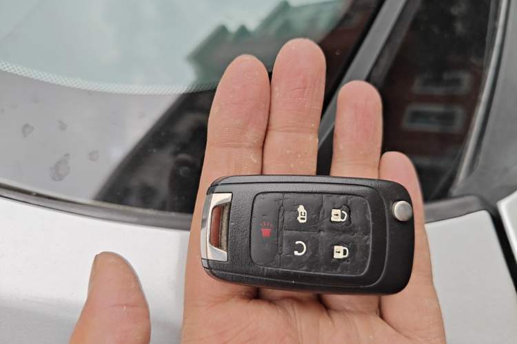 Used Buick GL8 2018 28T Luxury Model China VI Standard Vehicle Key
