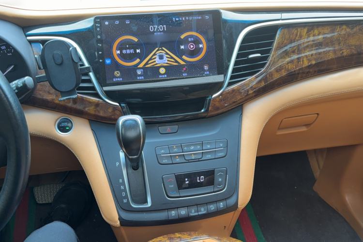 Used Buick GL8 2018 ES 28T Comfort Model China VI Standard Audio And AC Panel