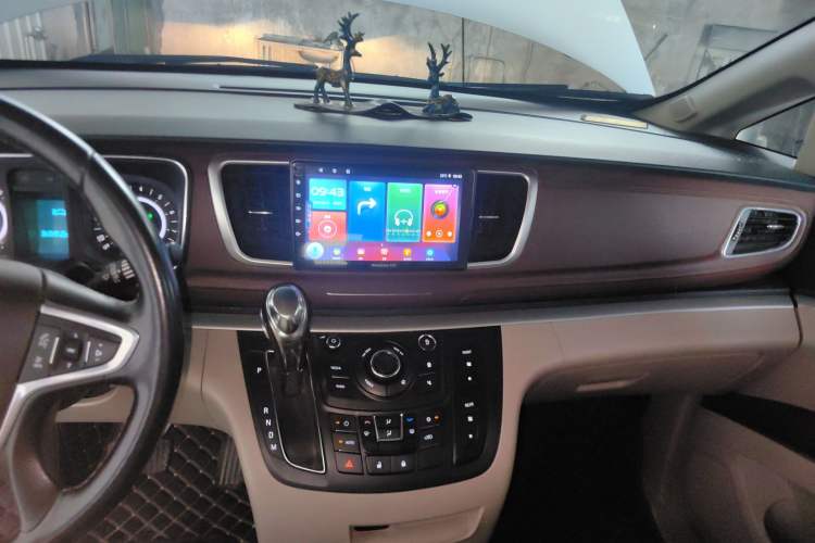 Used Buick GL8 2018 28T Luxury Model China VI Standard Audio And AC Panel