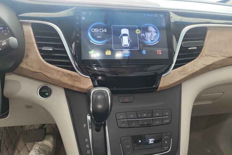 Used Buick GL8 2018 ES 28T Comfort Model China VI Standard Audio And AC Panel