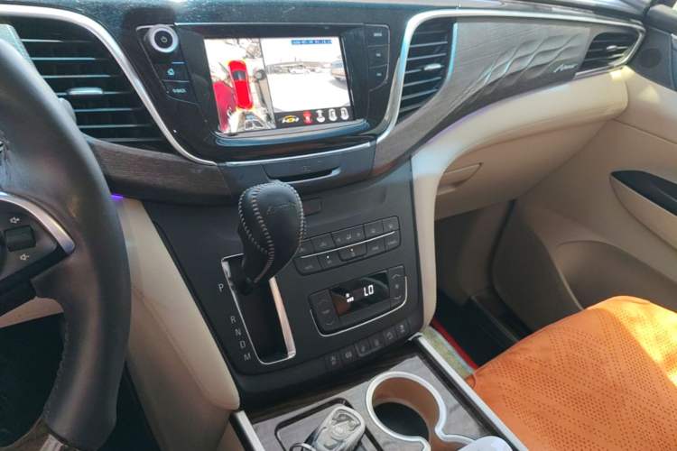 Used Buick GL8 2018 ES 28T Comfort Model China VI Standard Audio And AC Panel