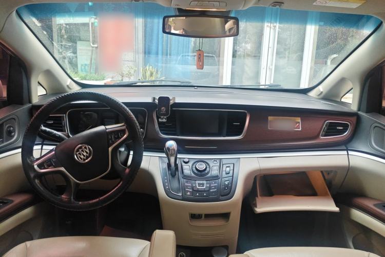 Used Buick GL8 2018 28T Luxury Model China VI Standard Center Console