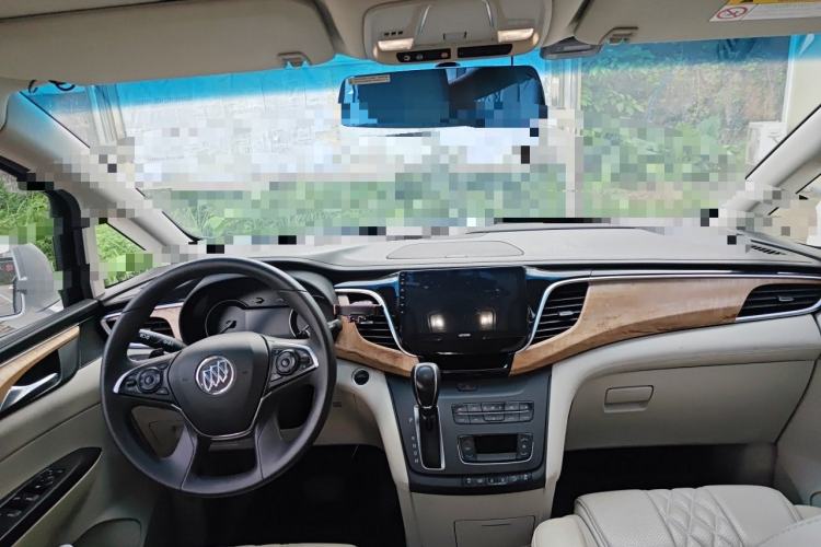 Used Buick GL8 2018 ES 28T Comfort Model China VI Standard Center Console