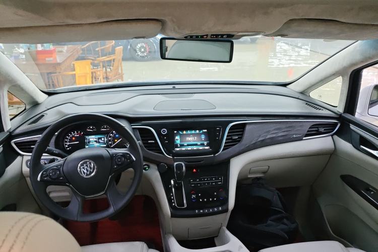 Used Buick GL8 2018 ES 28T Comfort Model China VI Standard Center Console
