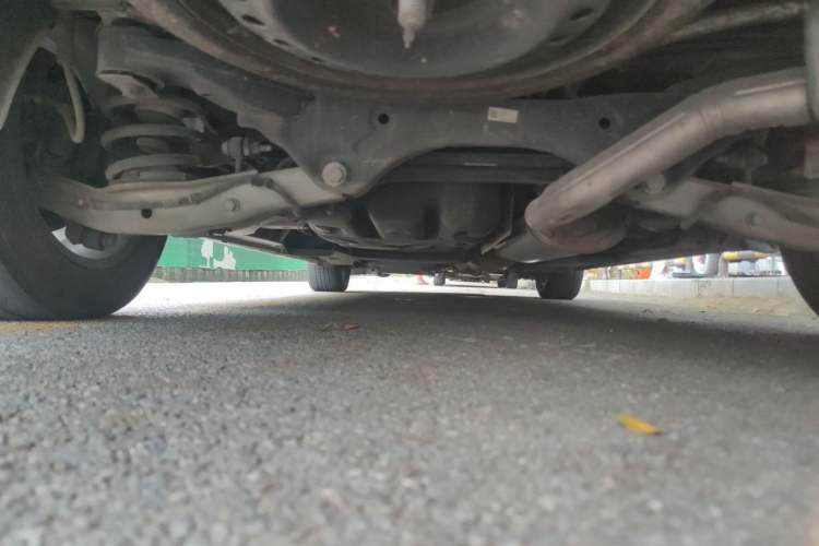 Used Buick GL8 2018 ES 28T Luxury Model China VI Standard Chassis Front