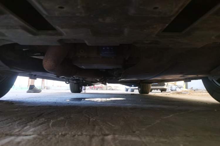 Used Buick GL8 2018 ES 28T Flagship Model China VI Standard Chassis Front