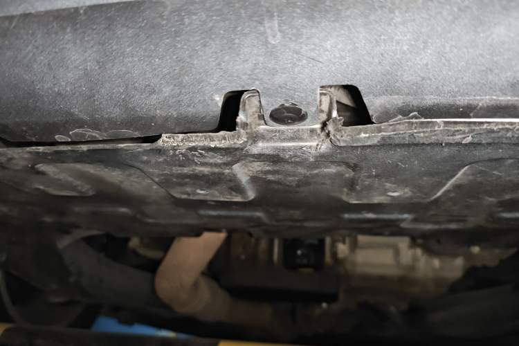 Used Buick GL8 2018 ES 28T Comfort Model China VI Standard Chassis Front