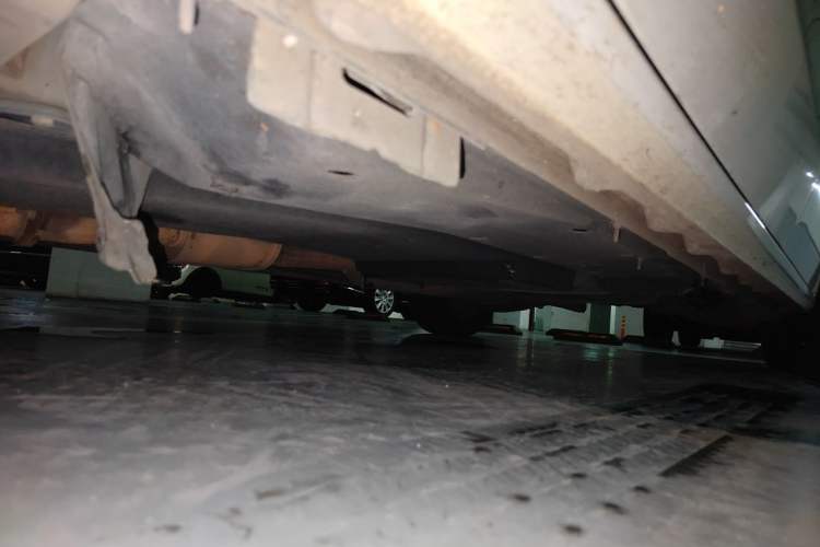 Used Buick GL8 2018 ES 28T Comfort Model China VI Standard Chassis Front Left