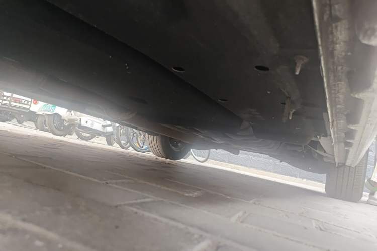 Used Buick GL8 2018 ES 28T Luxury Model China VI Standard Chassis Front Left