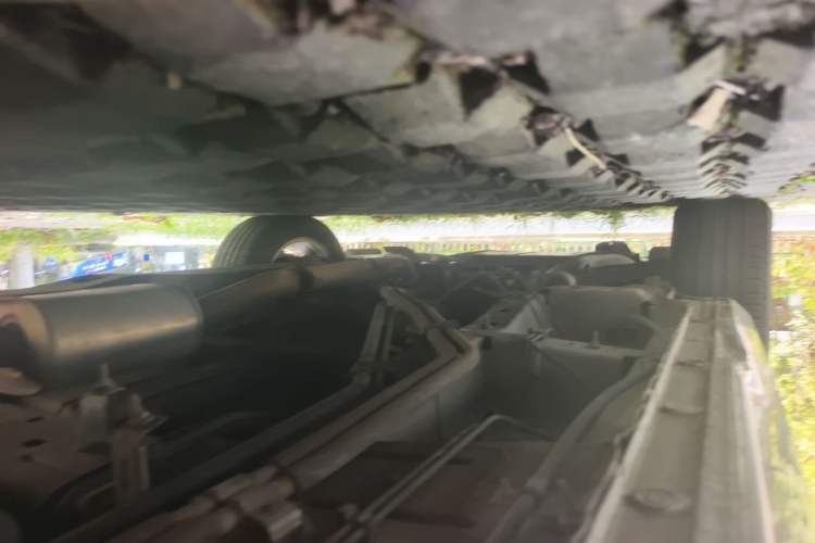 Used Buick GL8 2018 28T Prestige Version China VI Standard Chassis Front Left