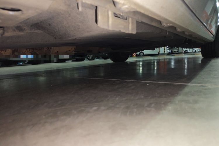 Used Buick GL8 2018 ES 28T Luxury Model China VI Standard Chassis Front Left